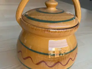 Barselspotte af keramik 