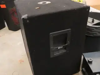 Subwoofer SKYTEC SWA18