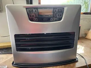 1 år gammel Zibro LC150 petroleumsovn