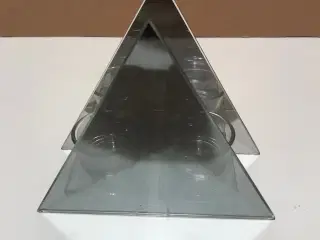 Glas, Lysestage til 2 fyrfadslys, Pyramide  Rigtig