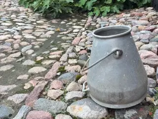 Gammel retro mælkejunge