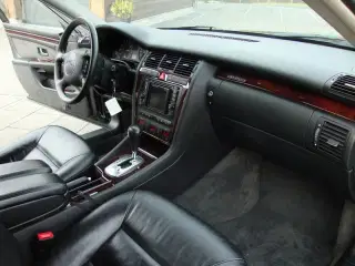 Meget sjælden Audi A8L Quattro 4,2 L