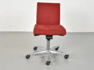 Häg h04 4200 kontorstol med rødt polster