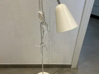 Standerlampe IKEA dæmpbar