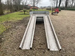 Kraftig alu rampe/slidske sælges