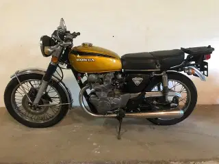Honda CB 450 årgang 1973