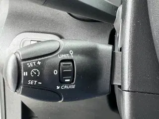 Toyota ProAce City 1,5 D 75 Medium Base