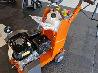 Husqvarna Gulvsav FS400L