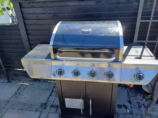 Gasgrill med 4 blus og sideblus