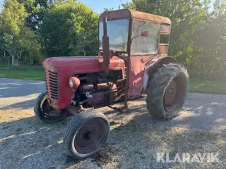 Traktor Bukh D30