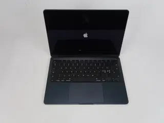 Apple MacBook Air M2 2022