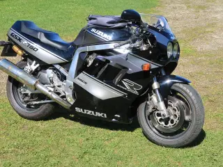 GSX-R 750L 1-ejers.