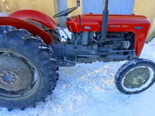 Ferguson 35 med to trænings kobling og spær 