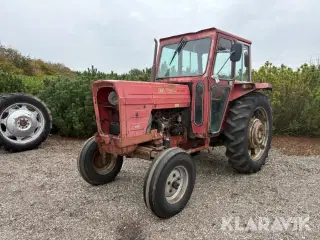 Traktor IMT 578