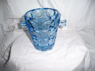 blå glas isspand