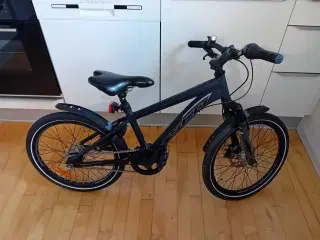 Rigtig fed drengecykel til salg.