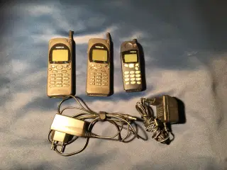 Nokia NHE-4NX og NSE-1NX med 2 opladere og Batteri