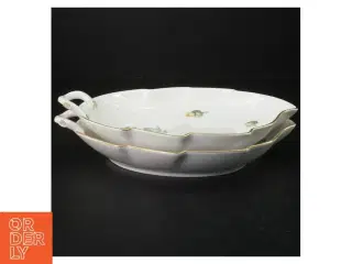 To porcelænsfade med erantismotiv og guldkant fra B&G (str. 25 cm)