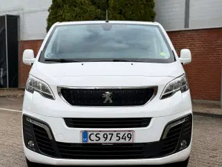 Peugeot Expert Traveller