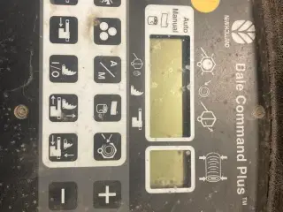 New Holland BR 750 Presser computer monitor