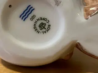 Royal Copenhagen Snemand/pige med bamse 