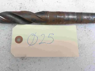 Konus bor