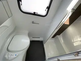 2022 - Adria Altea 552 PK   Adria Altea 552 PK årg. 2022 Incl 7 sovepladser, 4 siddepladser. Isabella Pacific 3 m , Isabella Sun Shine med front