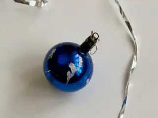 Gammel julekugle, lille blå