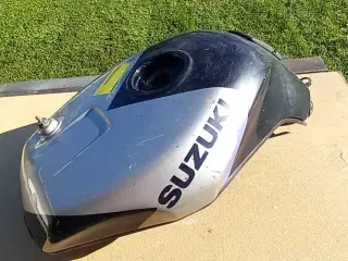 Suzuki GSXR 750 W