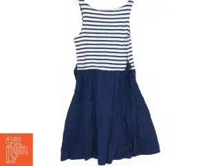 Stripet kjole fra H&M (str. 122)