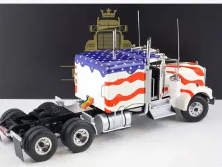 1:18 Kenworth W900 SZM Stars and Strips