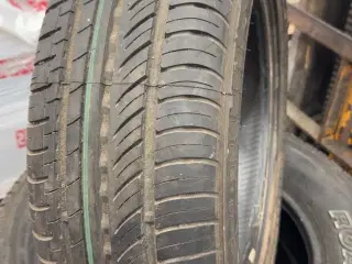 205/65 R16