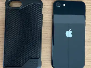 iPhone SE 2022 med lækkert cover