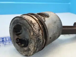 Perkins 4.248 Stempel 101026