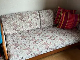 Sovesofa i god stand 