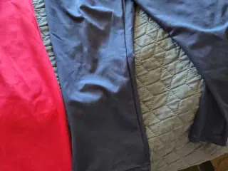 Leggings 4stk sælges.
