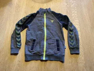 Jakke Hummel, Tshirt Hummel 116,