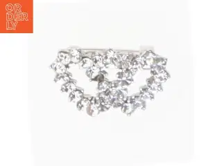Sølvfarvet broche med strass (str. 2,5 cm)