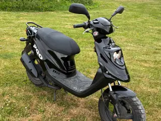 Pgo hot 50 2018 2 takt