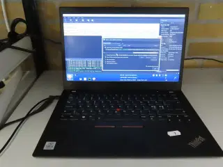Bærbar computer LENOVO T14