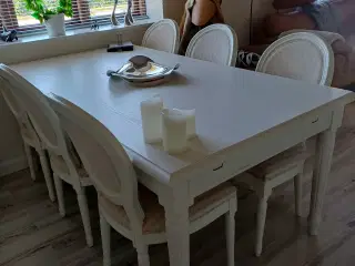 Møbler Amaretta