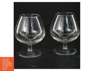 To cognacglas (str. 10x7 cm)