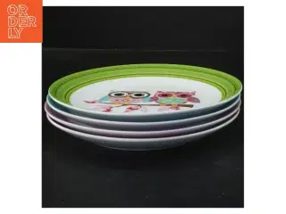 Sæt af tallerkener med uglemotiver (str. Ø 20 cm)