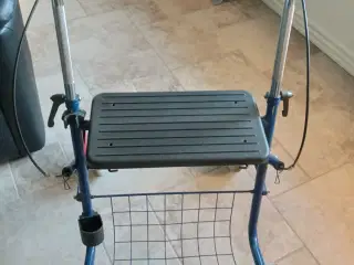 Fin rollator i god stand 