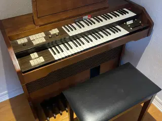 Orgel Diamond 745 AS