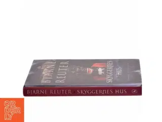 Skyggernes hus af Bjarne Reuter (Bog)