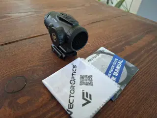 Vector Optics Prism x3