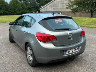 FRISK NYSYNET IDAG Opel Astra 1.7 turbo diesel 201