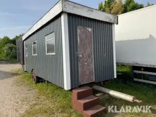 Toilet- og badeskur