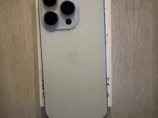 iPhone 15 Pro sælges